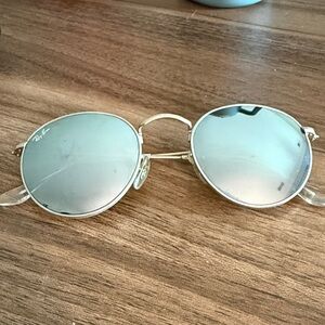 Ray-Ban Sunglasses & Case